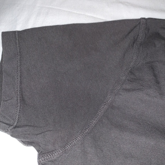 Gently Loved 100% Cotton Broken In T-Shirt by J Crew - Picture 5 of 8